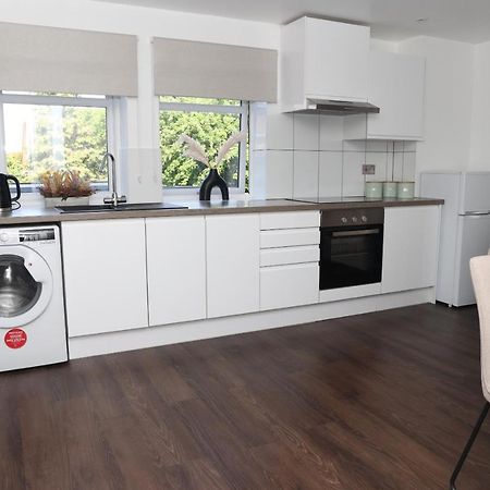 Watford Luxury 1 Bed Flat - Free Parking Διαμέρισμα Εξωτερικό φωτογραφία